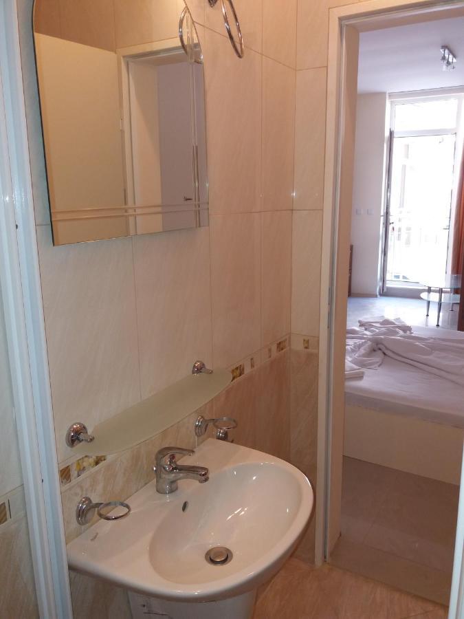Golden Sea View Apartments 1 بوموري المظهر الخارجي الصورة
