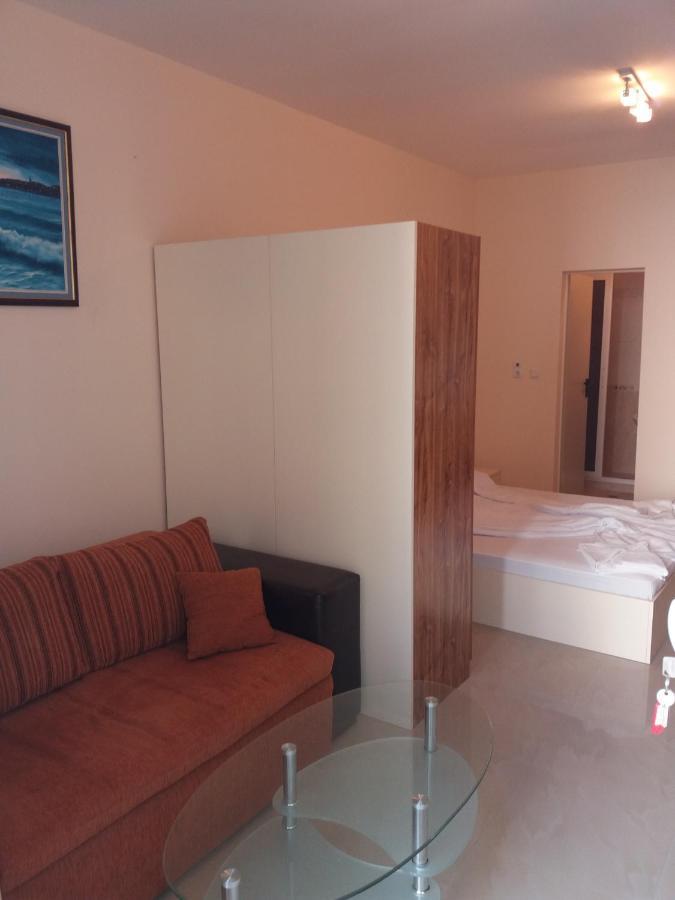 Golden Sea View Apartments 1 بوموري المظهر الخارجي الصورة