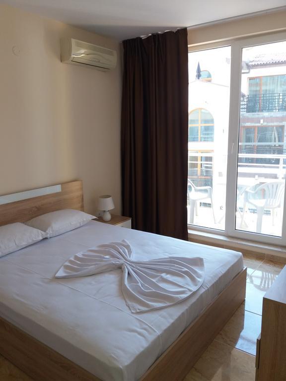 Golden Sea View Apartments 1 بوموري المظهر الخارجي الصورة