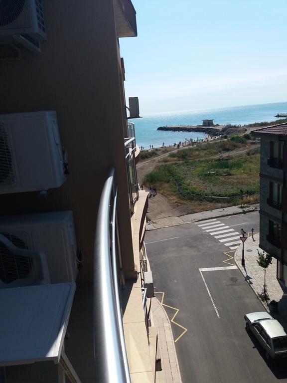 Golden Sea View Apartments 1 بوموري المظهر الخارجي الصورة