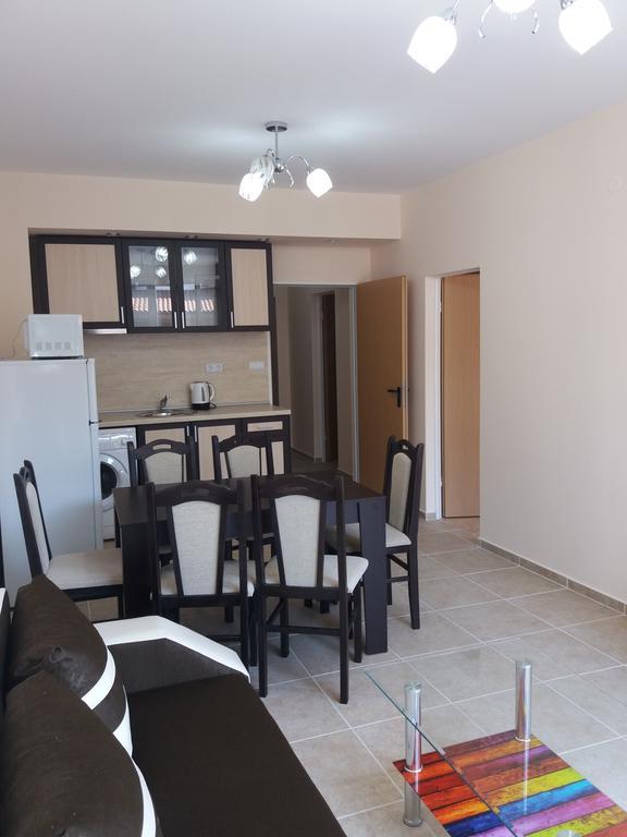 Golden Sea View Apartments 1 بوموري المظهر الخارجي الصورة