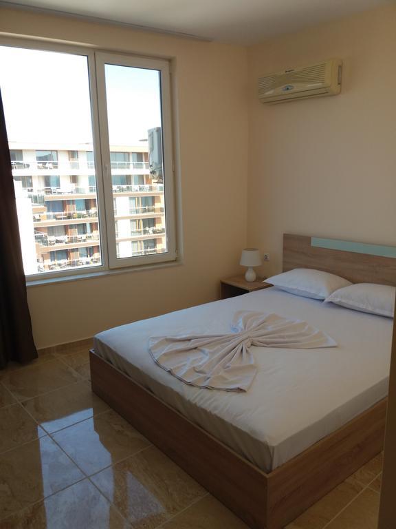 Golden Sea View Apartments 1 بوموري المظهر الخارجي الصورة